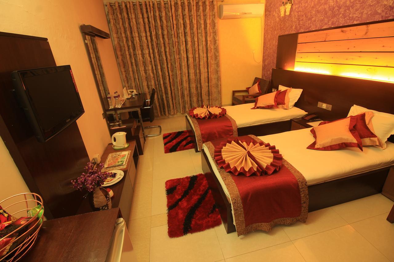 Tiger Garden Int Hotel Khulna Exterior photo